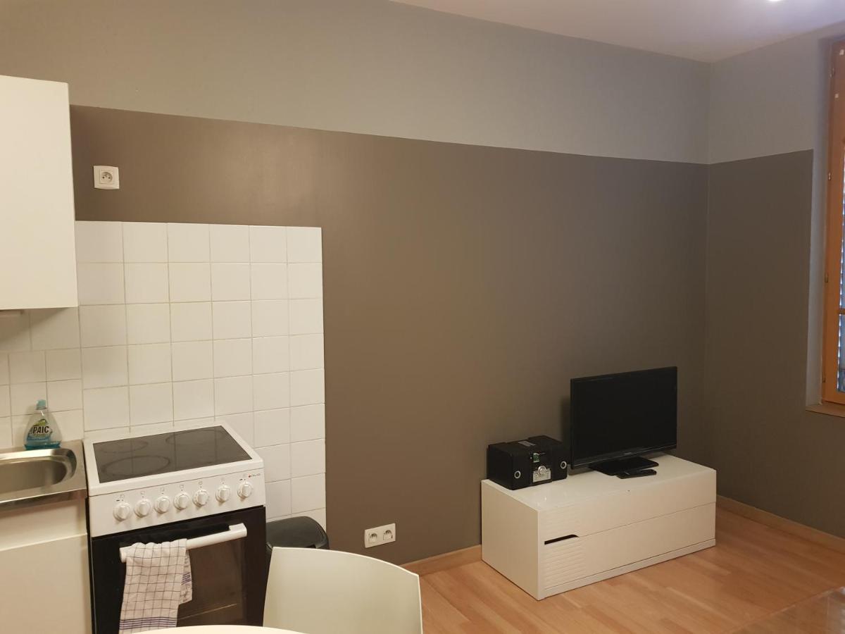Appart'Hotel De La Tour Труа Экстерьер фото